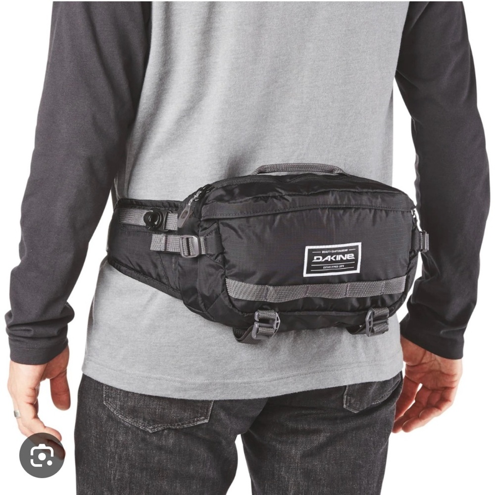 Dakine Black Men's Waist Bag nwot